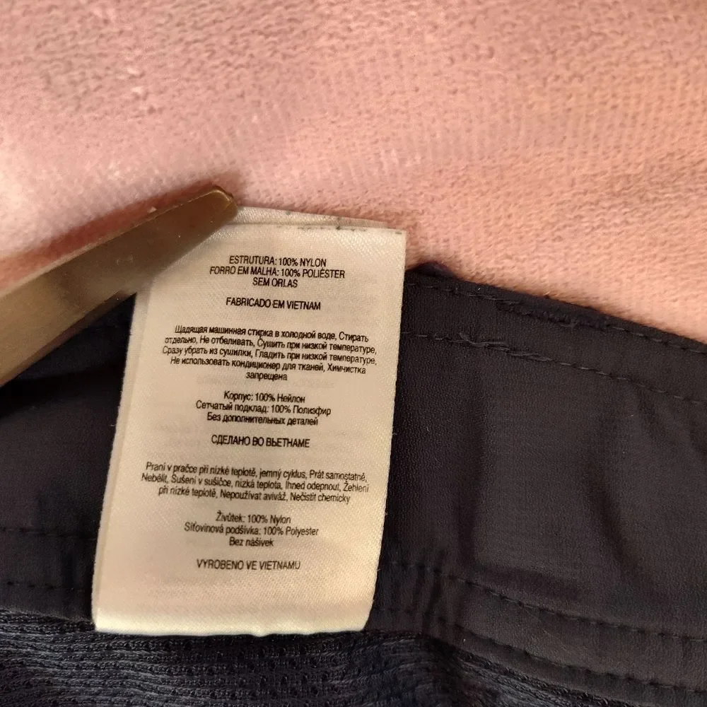 Columbia Omni-Wick Navy Blue Hiking Shorts Womens 8